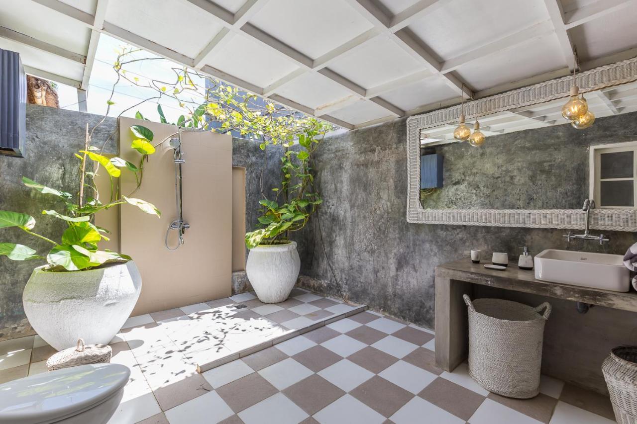 Eco Bamboo Bungalow 3 Villa Canggu  Bagian luar foto